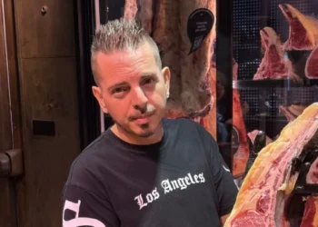Mariano Sánchez, carnicero, desvela el truco para cocinar filetes empanados aptos para celíacos: “Sin necesidad de rendir harinas y pan rallado”