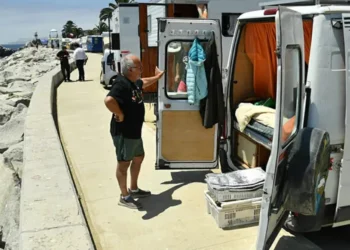 Autorizan la instalación de casas rodantes en el acera costero de Valparaíso
