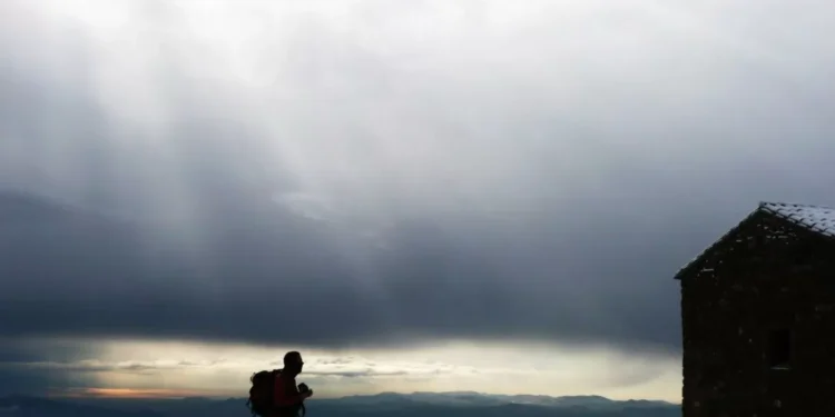 Pasos sobre la nieve en Sant Llorenç del Munt