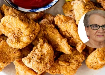 La abuela Alfonsa, ‘youtuber’ cocinera, desvela su increíble ardid para hacer nuggets de pollo: “Hay que dejarlo reposar para que coja consistencia”