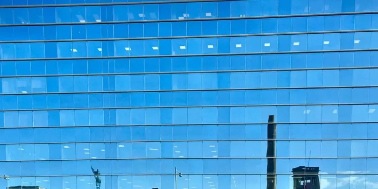 Reflejos contemporáneos de la antigua fábrica de Can Batlló