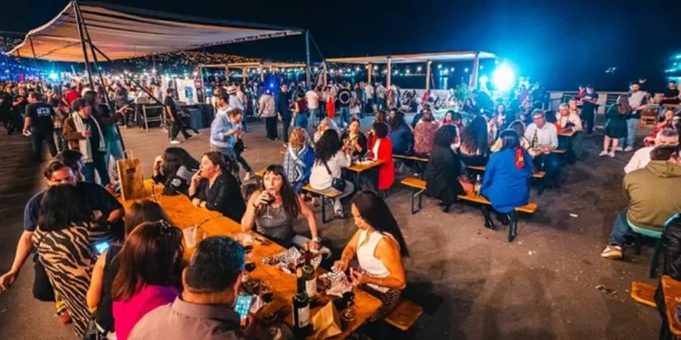 Más de 5 mil personas asistieron a la ExpoVino 2026 en Valparaíso.