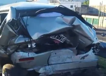 Un utilitario se quedó sin embrague en plena General Paz y lo embistió una camioneta: siete heridos