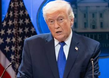 Trump sube a 15% arancel global tras decisión de la corte suprema