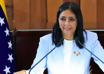 Delcy Rodríguez anuncia ley de amnistía indefinido para los presos políticos de Venezuela detenidos desde 1999