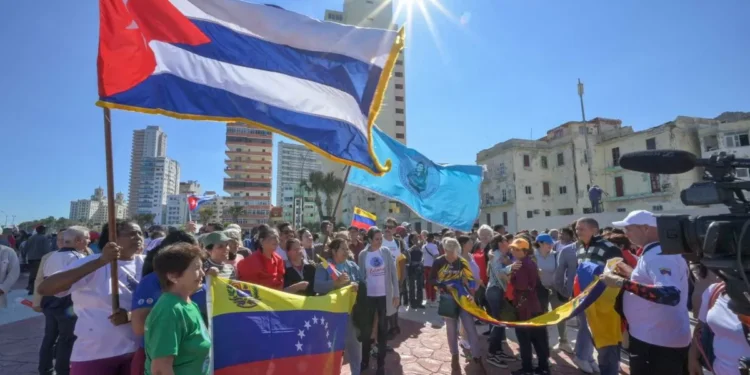 Se busca Delcy para Cuba