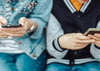 Prohibir las redes sociales a menores, ¿sirve de algo?