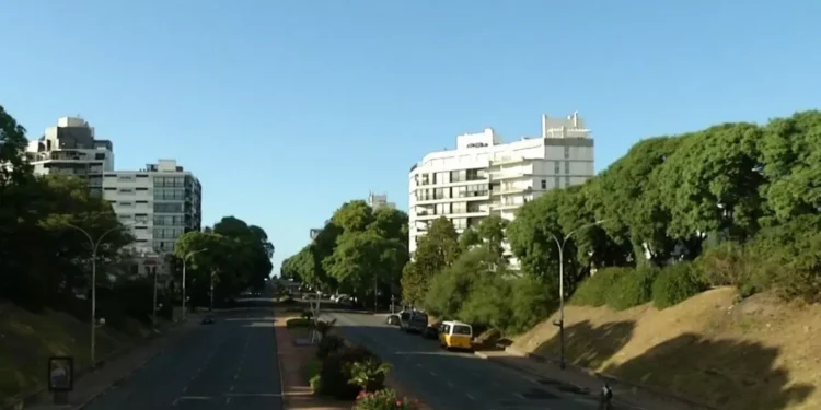 Viernes con asfixia en aumento y el adelanto para el fin de semana: mirá el pronóstico